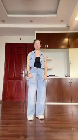 U40 ngoáy hót trend tú nào! #tuemsai #thuanzilozumba #xuhuongtiktok #xuhuong #nangluongtichcuc💪🍀 #zumba #trend #zumbafitness 