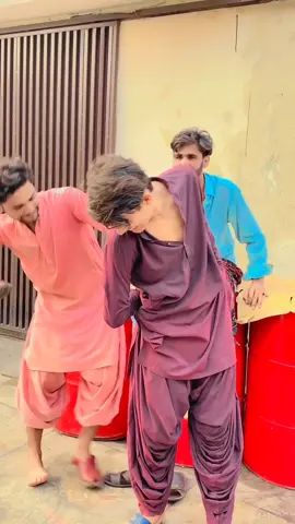 sangat video ko repost karaso #foryoupage #viralvideo #tiktoktame @خار باز 😡✌ @Hurya کنگ 👑 @HaseebBaba 🖤 @اسد کریم 😎 @sarfaraz malani 