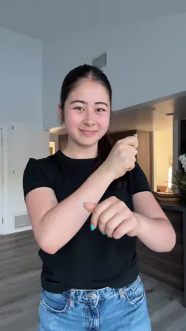 This dance is so satisfying #dance #trend #sofimanassyan 