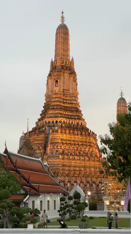 วัดอรุณยามเย็น สวยจนอยากจะร้องไห้  #เทรนด์มาแรงอันดับ1  #วัดอรุณราชวรารามราชวรมหาวิหาร  #วัดอรุณหรือวัดแจ้ง  #วัดอรุณ  #วัดอรุณราชวราราม #watarun #temple #templeofdawn 