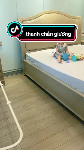 Thanh chắn giường cho bé#nuoicon #chamcon #mebimsua #xuhuong #baby #yeucon #mevabe #reviewmevabe 