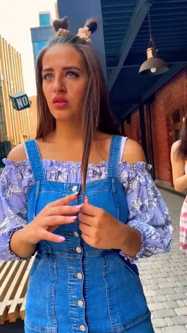 - do u like our couple  fypシ reaction prank smile tiktok prankideas_ #shorts  #viral  #foreyoupage  #4u #fyp  #unfreezmyacoount😪🤦🏻‍♀️  #dallapranks😁😁