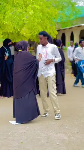 Ha sugnaato ha saxnaato saansaantuna ha fiicnaato #leejo_10 #teamschool #💔 Soomaliya hanolato 🇸🇴🫡