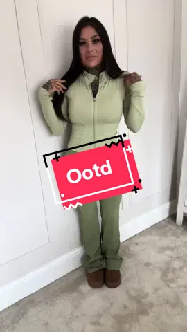 Ootd #tiktokmademebuyit #outfitideas #outfitinspo 
