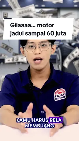 diera gempuran motor matic, motor ini masih bisa bersaing malah harga untuk mendapatkan motor ini saja sampai buang duit 60 jutaan. gimana menurut kalian. woth to buy or bye #racing #jelaspas #mobilootomotif #fizrindonesia #fizr #yamahafizr #knalpotracing #knalpotfizr 
