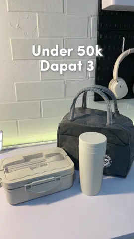 Under 50 ribu uda dapet satu set kotak bekal makan. #kotakmakan #backtoschool #kotakmakanantitumpah 