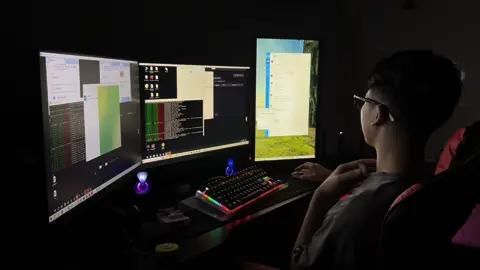 Các bạn làm MMO vì đam mê hay vì 