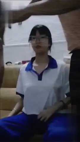 Rủ hội bạn thân qua học nhóm, nhưng học môn gì mà cứ thấy lạ lạ 🤔