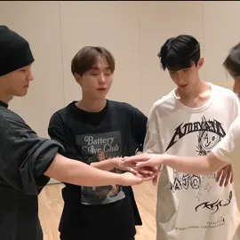 picheolin x bss 😄 #seventeen #maindancer #mainvocal #hoshi #dk #seungkwan #dino #bss #picheolin #fuuny #edit #fyp #carat #lawansvt @SEVENTEEN 