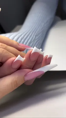 Criadora dessa obra de arte ❤️ @💅🏻OLGA YURCHANKA 💅🏻 Segue o trabalho dela 😻💅 #nailtutorial #unhas #fly #nailart #flypシ #c 