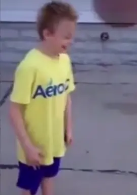 Classic #classic #ya #yay #basketball #basket #screaming #yellow #crazy #head #jumping #video #funny #fypage #fyppp #fypage #fypシ゚viral 