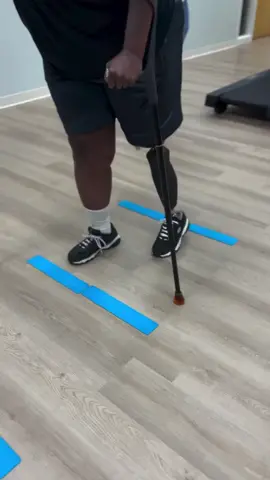 Esther started to train outside the parallel bars today, walking over uneven ground. Initially, she had a hard time getting her knee to bend and clear the object but with practice, has already gotten so much better!  With a drill like this, we are practicing for real world scenarios like walking over sticks/twigs on the sidewalk, stepping over clothes that might be on the floor, or stepping over a puddle. She is also learning how to manage her crutches.  We started with a thin obstacle and progressed to stepping over pool noodles that I cut in half - something easy to access and affordable to work on in the home! Stay tuned for her next progress report 🦾 #gait #amputeePT #prostheticrehab #balance #blatchford #orion3 #amputee #forearmcrutches 