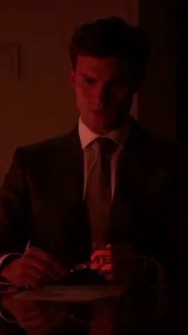 Eu quero comer no meio da semana que vem…. . . . . #cinquentatonsdecinza #christiangrey #filme #anastacia #grey #cinquentatonsmaisescuros #cinquentatonsdeliberdade 