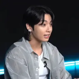 Jungkook hablando seriamente con un morro que no te deja en paz .😌💗 #jungkook #jungkookie #bts #fyppp #apoyoplis💞 #jungkookbiased💍 #bts  #jungkook_edits_kooki 