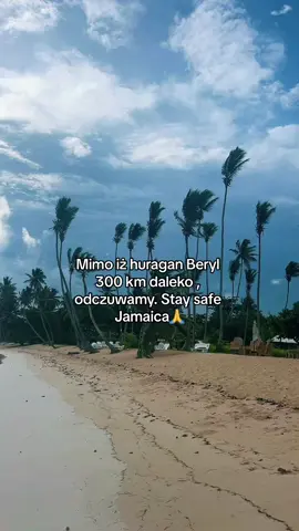 iezwykle groźny huragan Beryl, który spustoszył Karaiby, mknie dalej i obecnie zagraża m.in. Jamajce, a za kilka dni może uderzyć również w Meksyk. Jest to wyjątkowo groźna i niszcząca formacja, która osiągnęła piątą, najwyższą kategorię. Jeszcze nigdy w historii tak silny cyklon nie wirował na wodach Atlantyku tak wcześnie. #huragan  #beryl #dominikana #karaiby #slowaczka