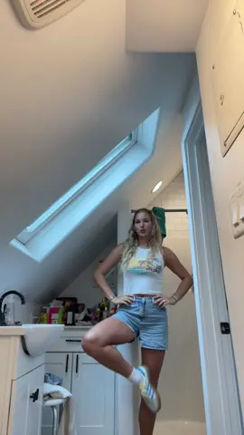 Little work fit check, all ripcurl of course #ripcurl #surfwear #adidas #Summer 