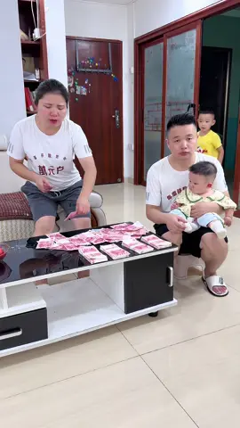 So terrible father...🤣🤣🤣funny video...#funny #Comedy #funny #trending 