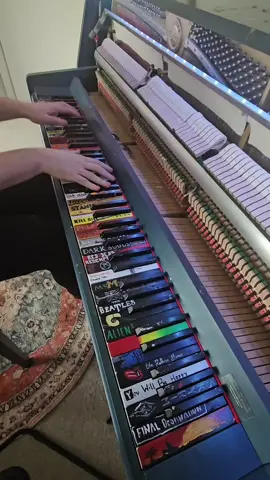 Moonlight Sonanananana 3rd movement 🌚 on my painted piano 🎹 🎨 #moonlightsonata #moonlightsonata3rdmovement #classicalmusic #pianist #pianocover #artist #paintedpiano 