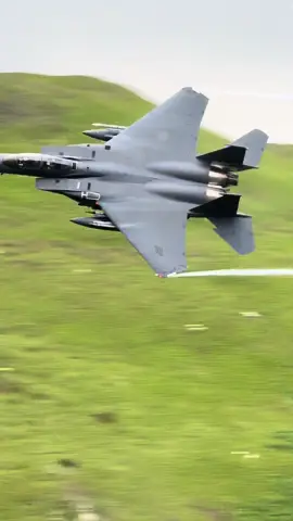 X2 F15E Strike Eagles do 2 loops at the mach loop, 2nd time up at the viewpoint known as Bwlch 🤙  F15E Callsign: STEAK 31 & 32 USAF / USAFE  25/6/2024 Youtube: https://youtube.com/@lfa7themachloop  #MACHLOOP #LFA7 #LOWLEVEL #LOWFLYING #USAF #USAFE #UNITEDSTATESAIRFORCE #SENDIT #F15 #F15E #STRIKEEAGLE #F15STRIKEEAGLE #AVIATION #MILITARY #MILITARYAVIATION #Wales #SNOWDONIA #PLANESPOTTING #MOUNTAIN #HILL #VALLEY #RAFLAKENHEATH #FIGHTERJET #JET #JETS #PILOT #FIGHTERPILOT #LIBERTYWING #MILITARYJET #FASTANDLOW