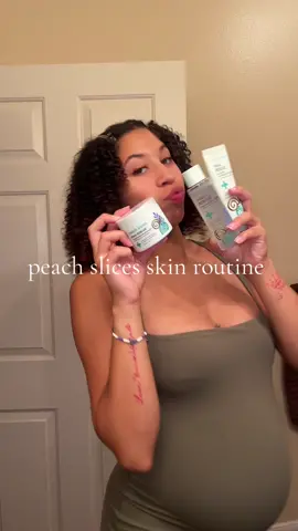 skin care routine !! #peachslices #snailmucin #skincare #fypage #contentcreator 