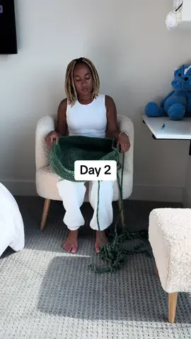 Day 2: i know it looks like there wasnt much progress but guys😭 there are 100 stitches exactly in this circle. I feel like no ones gonna be able to tell what this really is until more colours are added and i kindaaa like that #fyp #crochetseries #crochet #crochetersoftiktok #daybyday 