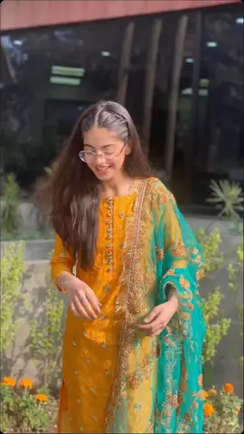 #CapCut vy koi la ky rakh du pasa🕊️🔥#ashu.01#foryoupage #grow #fyp #viral #trending #JUTTI🔥 