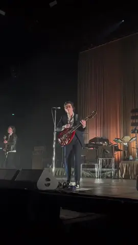 #arcticmonkeys #doiwannaknow #thecartour #AM #alexturner #fyp #viral 