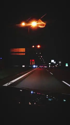 Imposible, es demaciado tarde... #sinoestas #iñigoquintero #tendencia #viral #tiktokponmeenparati #lentejas #fyp #musica #letra #fypシ゚viral #argentina #argentinamusica 