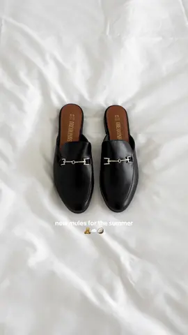 Love this classic mule look! 🤍 #DealsForYouDays #fashion #summershoes #tiktokshopfinds #mules #classicstyle #oldmoneyoutfits 