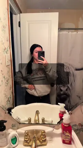 Our guest bathroom is finally done! Im obsessed and now I want to paint my entire house black!🖤🤩 #bathroommakeover #bathroomremodel 