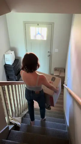 A random afternoon with Sara. #saramovedin #sisters #Siblings #auntiekitty #storytime 