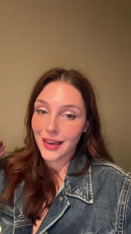 Advertencia: si no trabajas en una empresa o de forma remota, este video puede enojarte. Sé que hay trabajos más complicados, pero esto no es una competencia. Solo estoy compartiendo mi experiencia con personas que pueden identificarse y tienen un estilo de vida similar. Saludos :) #trabajos #trabajoremoto #remotework #corporate #fyppppppp 