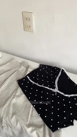 Chiếc quần must-have items 😣 nay sốp đã về sẵn, hong lo phải chờ lâu hen 🌸🌸 #goviral #xh #fyp #xuhuong #bibrabum #xh2024 #getreadywithme #macxinhmoingayy #unboxing #checkyourvibe #capcut 