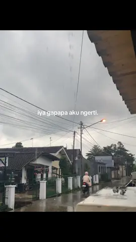 iya gapapa #quotes #quotestory #quotessad #mentahan #mentahanvideo #sadstory #sadvibes #sadboy #abcxyz 