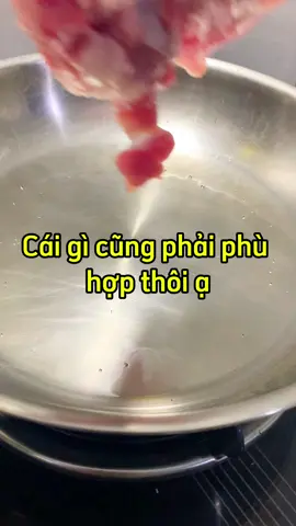 Mỗi cây mỗi hoa thôi các bà ơi làm gì phù hợp và gđ hp vv thôi chứ khong ai giống nhà ai cả#xuhuongtiktok2024 #xuhuongtiktok2023 #thanhthoiluottet #bepnhàmẹbông #xuhuongtiktok #mónngonmỗingày #nấuănđơngiản #hômnayăngì 