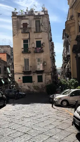 #PiazzettaConcordia #VicoStorto #VicoConteDiMola #quartierispagnoli #1536 #NapoliÈLaCittàPiùBellaDellUniverso #ilCuoreDiNapoli 