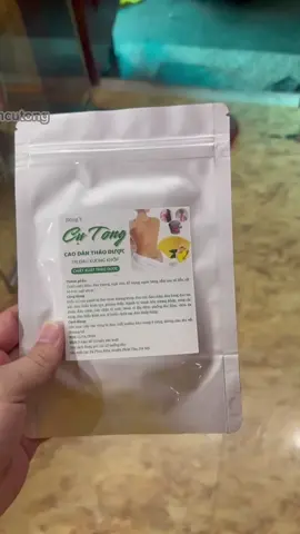 Bà dán mà 3-4 ngày đã đi lại cầu thang, dọn nhà các thứ rồi