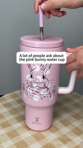 You’re looking for pink 🥤💕💕#meoky #bestcuple #goodthing 