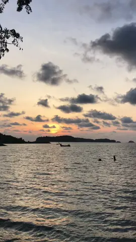 Pungoe bubayang✨ #fypp #fypシ #aceh #laguaceh #musikaceh #sunset #pantai #ramlanyahyaofficial #amirahmi 