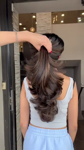 In love with this hair & song 💕 #fyp #hairtok #foryoupage #hairstyle #layeredhair #butterflyhaircut 