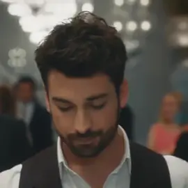 #حالات_واتس #اغنية #محمد_حماقي#وافتكرت_الماجات_عيني_فعينوا_سنيني_معاه#وافتكر_وعد_كان_بيني#حالات_واتس #اغنية #محمد_حماقي #v #tiktok #🎬🎥vellithira🎞 #تيك_توك #تريند_اليك_توك 