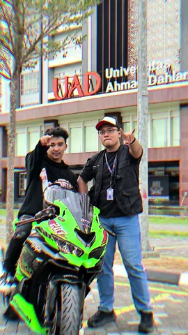 lebih berat kelas pagi dari pada sunmory pak 😭🫵🏼 @Dosen spek Bocil 🇵🇸 #zx25r #zexvn #jogjaspeed #UAD #dosenspekbocil #fyp #zx25rr 