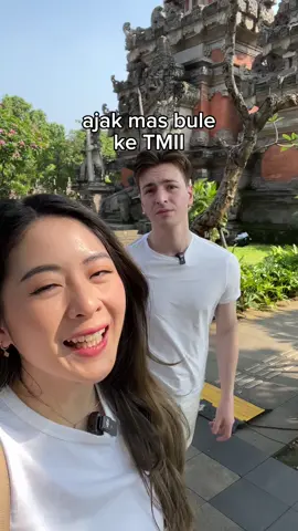 pliss ini mas bule udah melokal bangettt🤣🤣🤣 #pacarbule #Vlog #tmii #funnycouple #mixedcouple #funnyvideo #trending #prankbule #cicimasbule #indonesia 