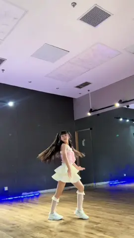 （ya ya）#可爱女孩 #中国小美女 #girl #dance #fyp 