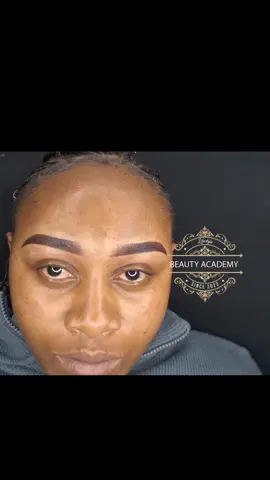 Ombré Powder Brows.✨️ R1300 Per person.  R800 Retouch. 📍Midrand, Johannesburg. 🏠 House Calls Available.  📞 Contact 0676844151 to book your appointment. #SAMA28 #browslife #permanentmakeup #permanentbrows #beauty #ombrebrows #Lifestyle #explorepage #explore #fypシ #CapCut 