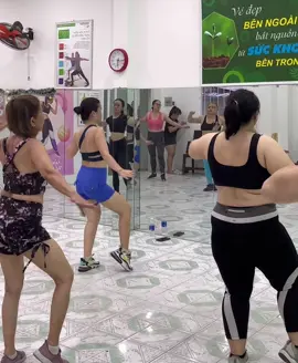 ♥️♥️♥️  #aerobics #giamcanantoan #aerobics_dance 