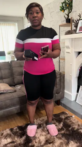#fyppppppppppppppppppppppp #makemefamous #glasses #fypシ゚viral #viraltiktok #tiktokmademebuyit #smart #tiktokviral 