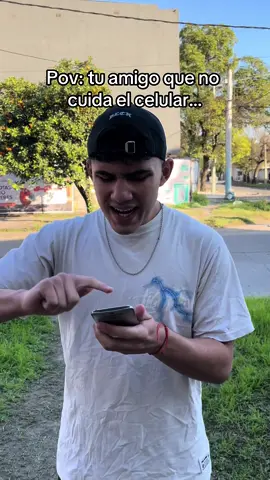 Mi amigo y yo IG: elnachetoo #humor #comedia #elnachetoo #sketch #Amigos 