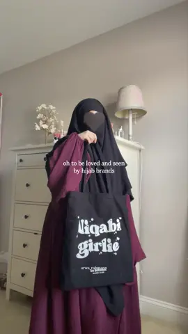 cutest tote bag from @Les Sultanas 🫶🏼 you can use code “arwasdiary15” for 15% off your purchase!  ୨୧ outfit details: • khimar: aliexpress • abayah: @🎀Veiled حياتي🎀  • bow: rumi life  #foryou #foryoupage #fyp #muslimtiktok #islamictiktok #muslimah #muslim #hijab #khimar #hijabi #khimar #hijabitiktok #abaya 