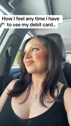 The way my anxiety hits me when i use my debit. Its worse if theres people behind me. Lol #motherfucker #anxiety #lowfunds 